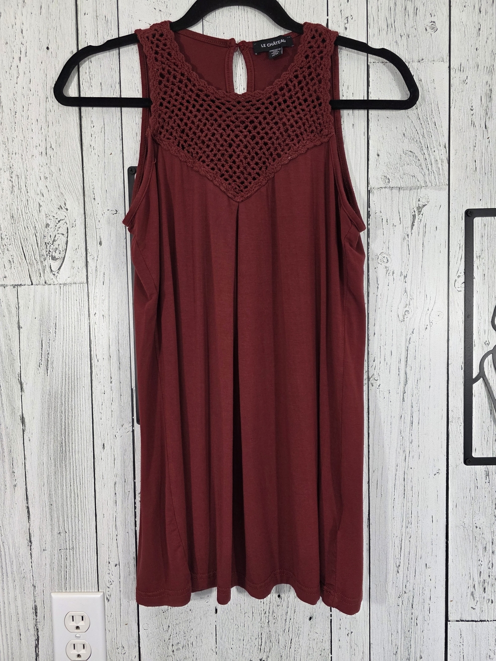 Le Château Crochet Detail Sleeveless Top Size Medium Fall Fashion Boho